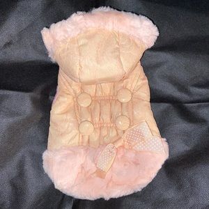 Doggy Vest with hood Size XS Pink/cantaloupe color